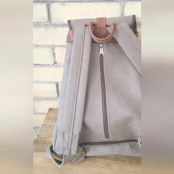 Vintage Eddie Bauer Leather Backpack - Picture 7 of 13